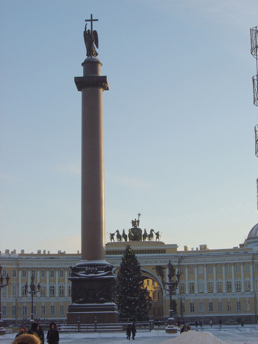 St Petersburg 2005, Alexander column, looking towards General Staff building