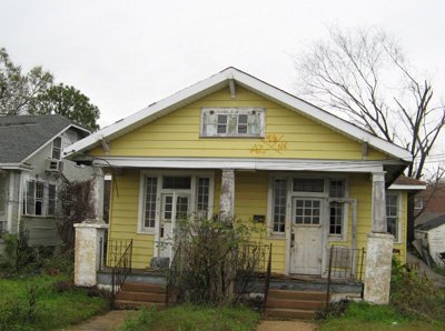 Katrina Tour Note triage marks in red X., New Orleans 2006