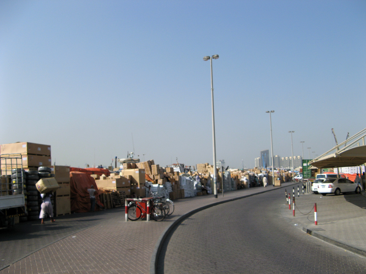 Dubai, Dubai Creek, cargo