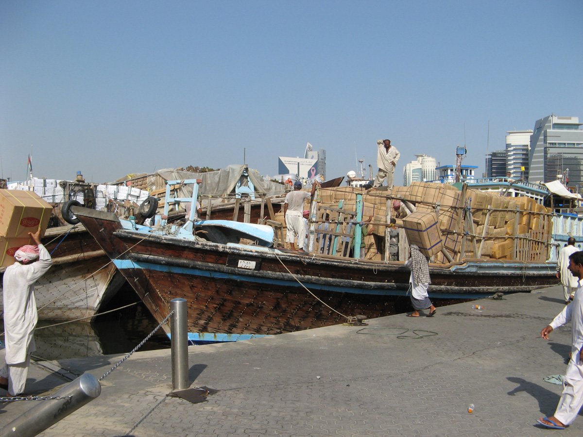 Dubai, Dubai Creek, cargo dhow
