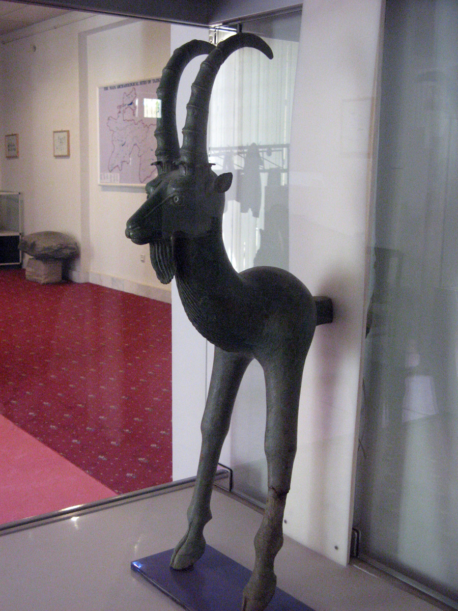 Dushanbe, find 4th c. bc bronze