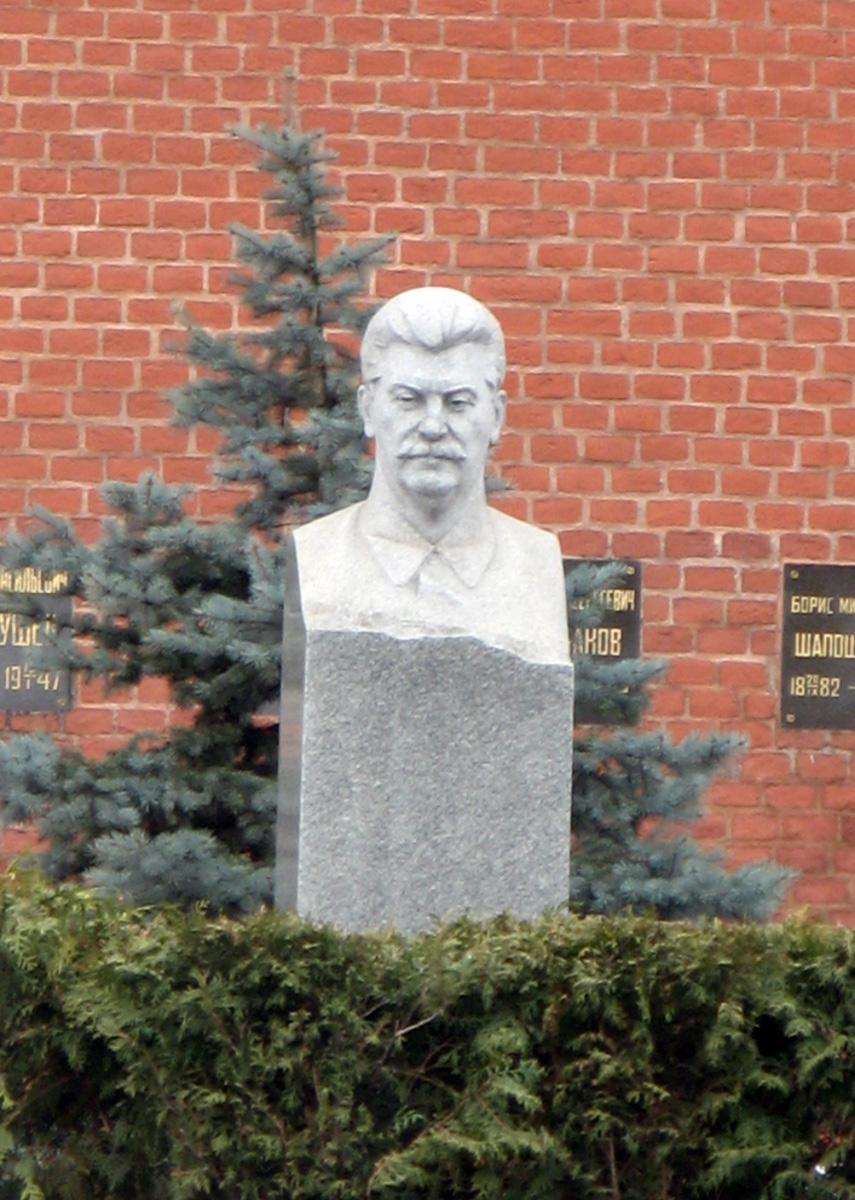 Central Moscow, Kremlin Wall: Stalin