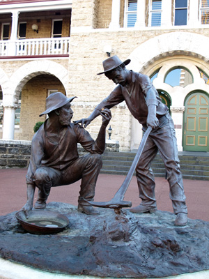 "The Strike" Commemorates 1892 Gold Strike at Coolgar, Perth, Australia (West-East)