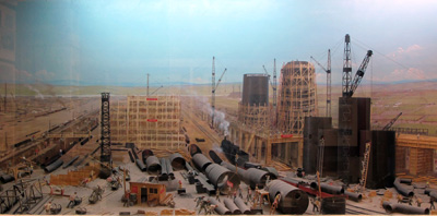 Painting of 1930s construction, Magnitogorsk: Local History Museum, Ural Cities 2013