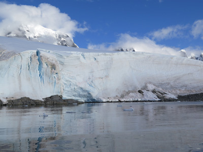 Port Lockroy, Antarctica: Landings