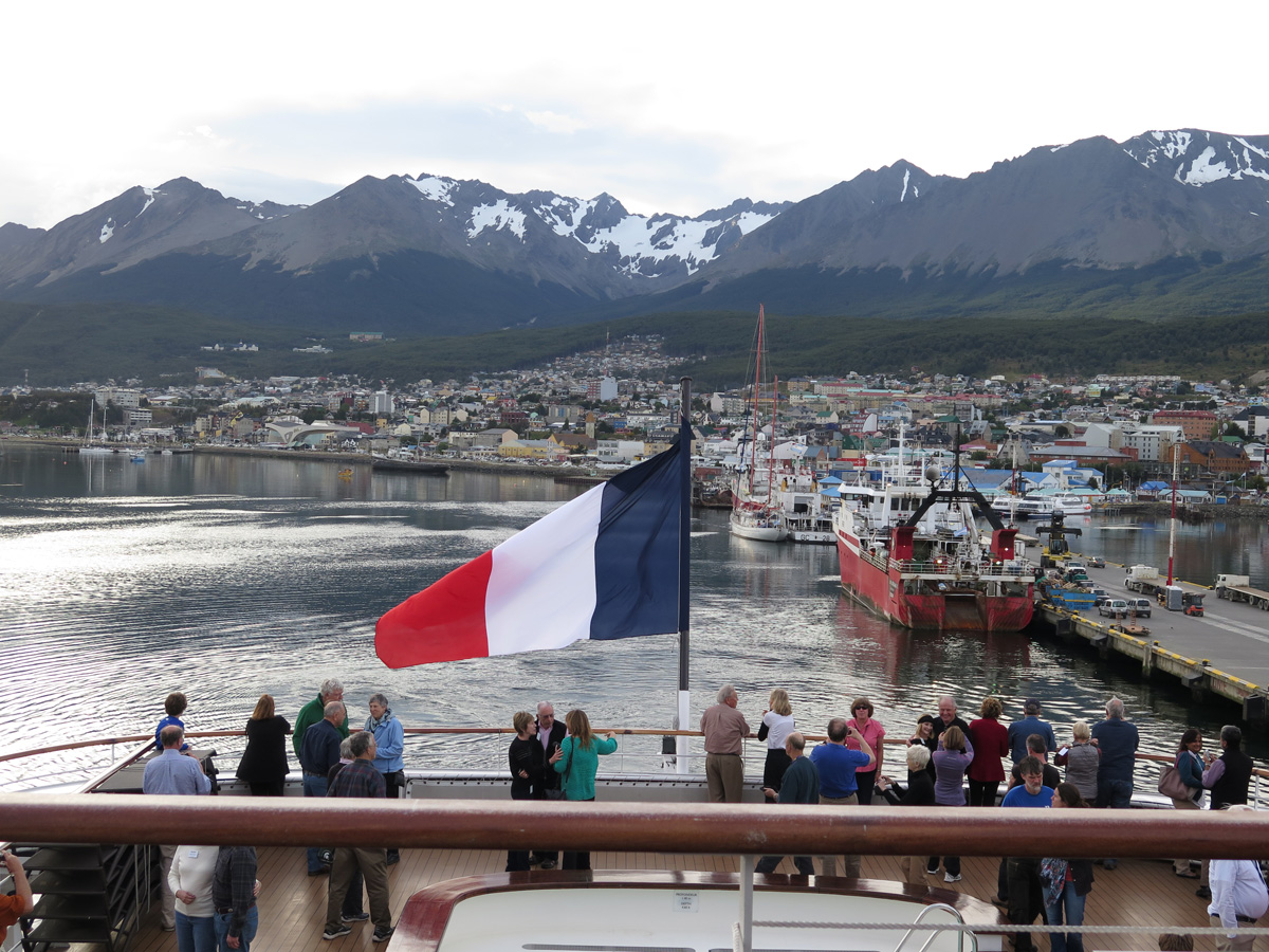 Antarctica: Sea and Ice, Leaving Ushuaia