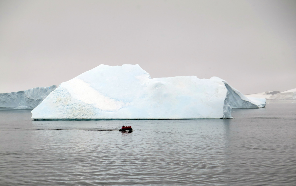 Antarctica: Sea and Ice, Near Pleneau Island