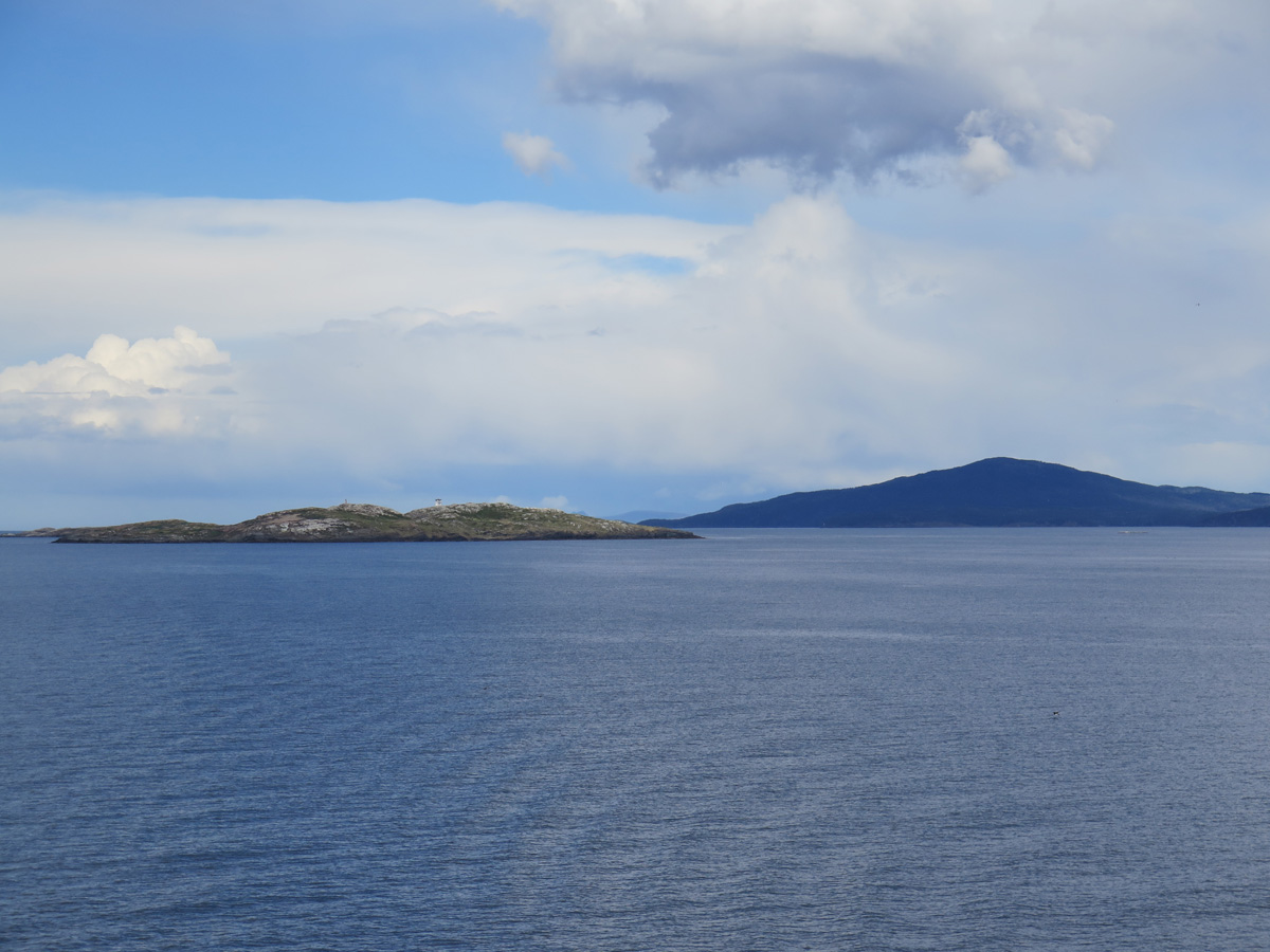 Antarctica: Sea and Ice, Tierra del Fuego, 65 miles NE of Cape Horn