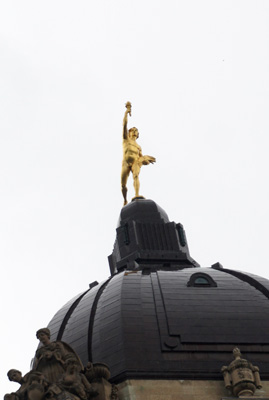 "Golden Boy" statue, Winnipeg, Across Canada 2017