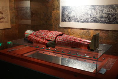Jade Funerary suit, Guangzhou, China Spring 2017