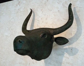 Bronze Bull, 5th-3rd c BC, National Archaeological Museum, Spain 2017