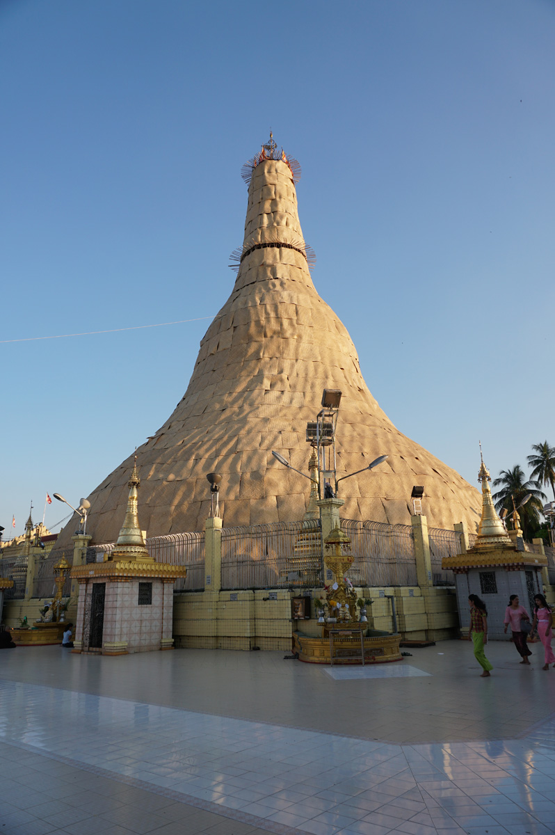 Botahtaung Pagoda, Botahtaung Pagoda: Under restoration