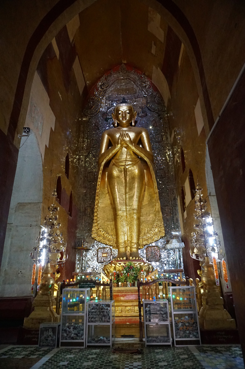 Bagan at Ground Level, Ananda