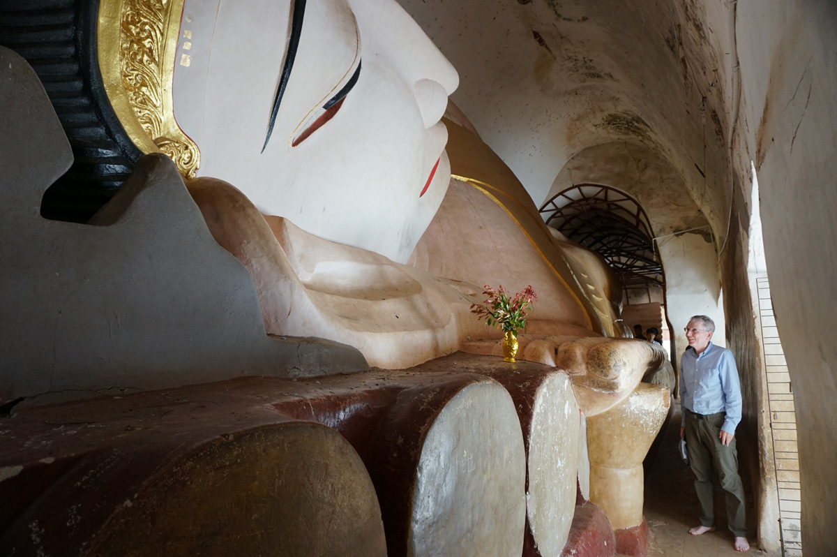 Bagan at Ground Level, Manuha: Reclining Buddha + Scotsman