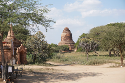 Dhammayan Gyi, Bagan at Ground Level, Myanmar 2017