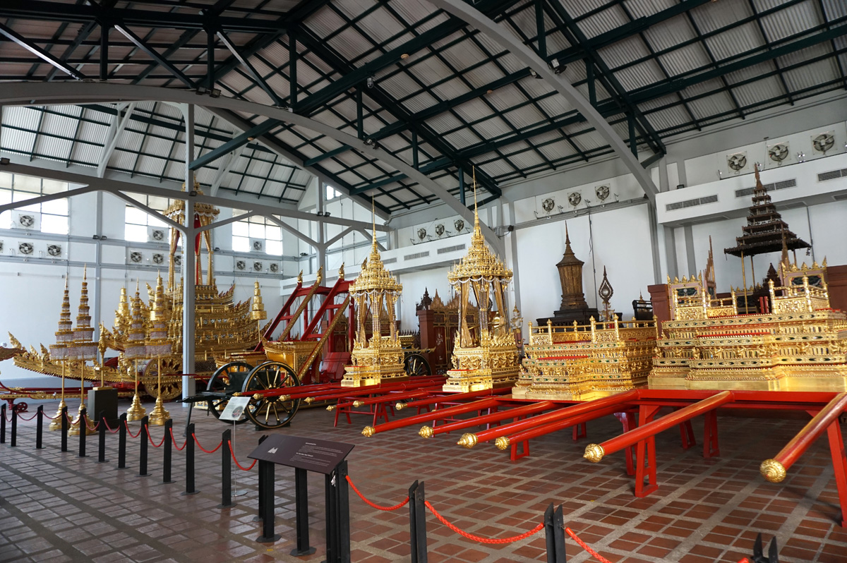 Around Bangkok, "Royal Garage"