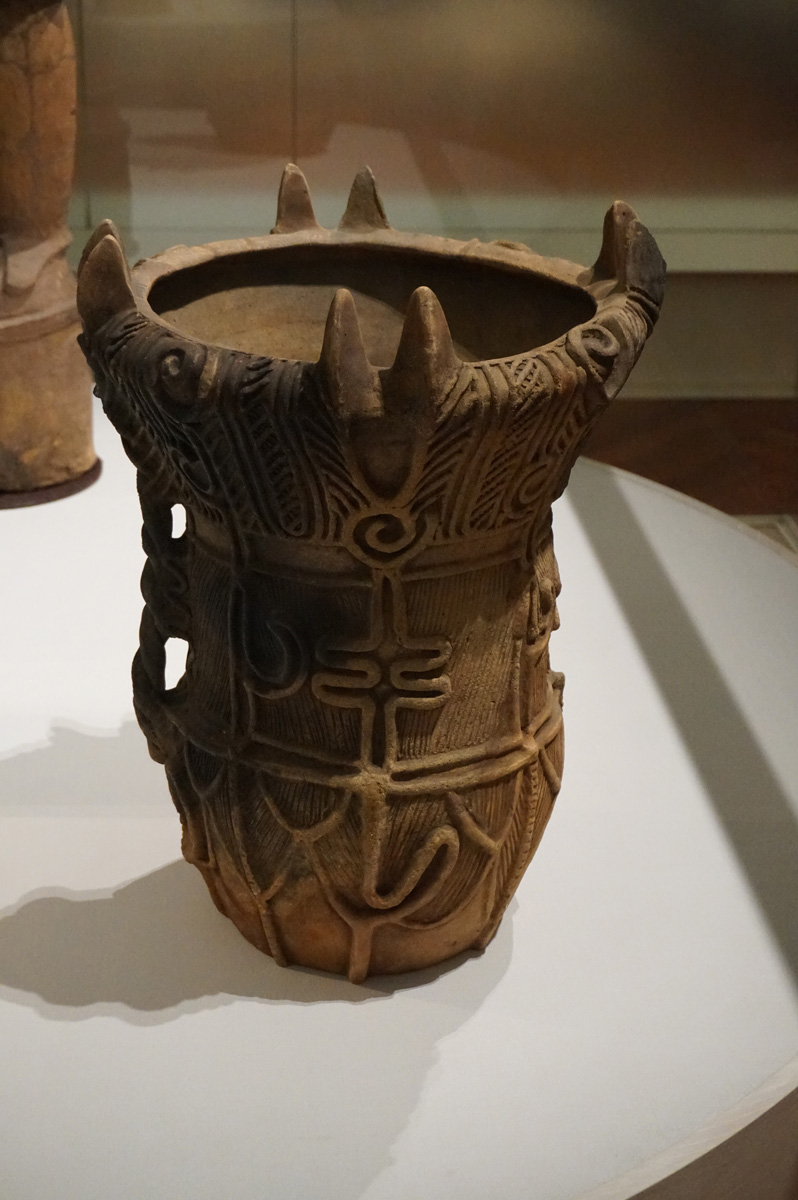 Tokyo: National Museum, Deep Bowl, 3000-2000 BC