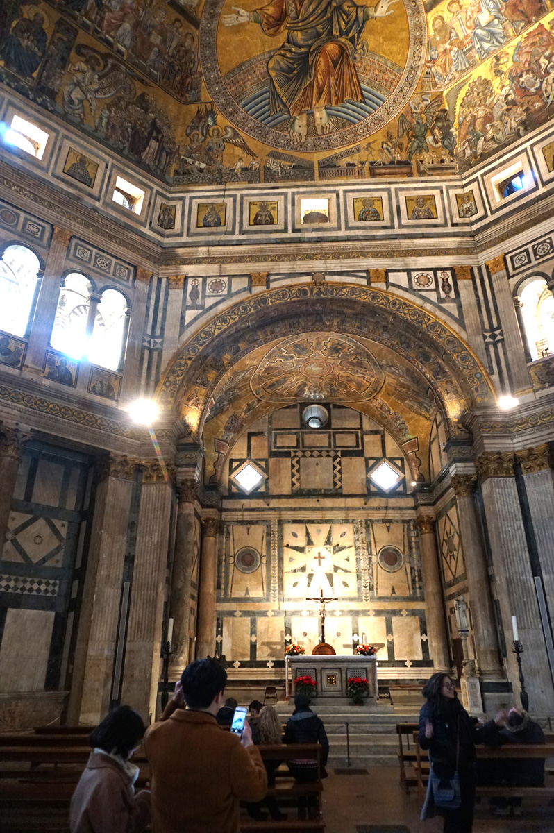 Baptistry, Baptistry Interior