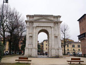 Arco dei Gavi (1st c AD, rebuilt), Verona, Italy++ January 2019