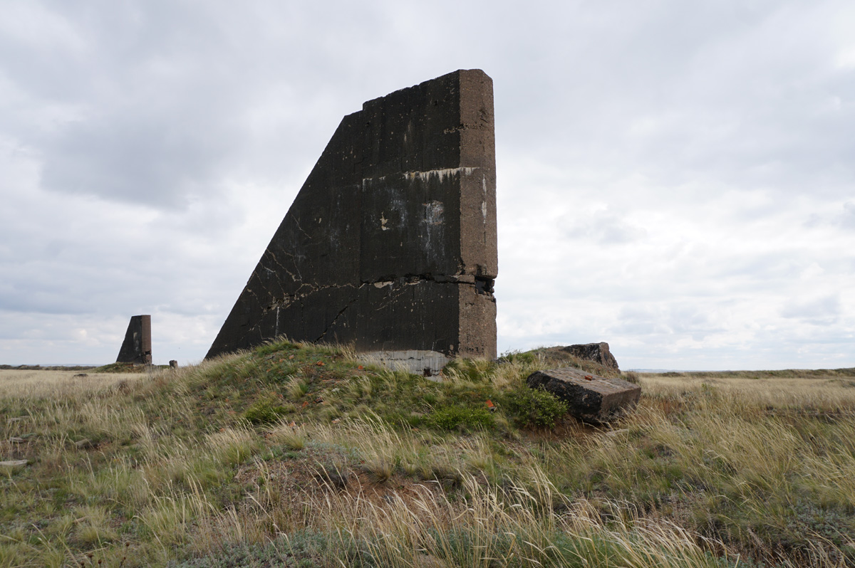 Semipalatinsk Test Site, Solid test tower near center.