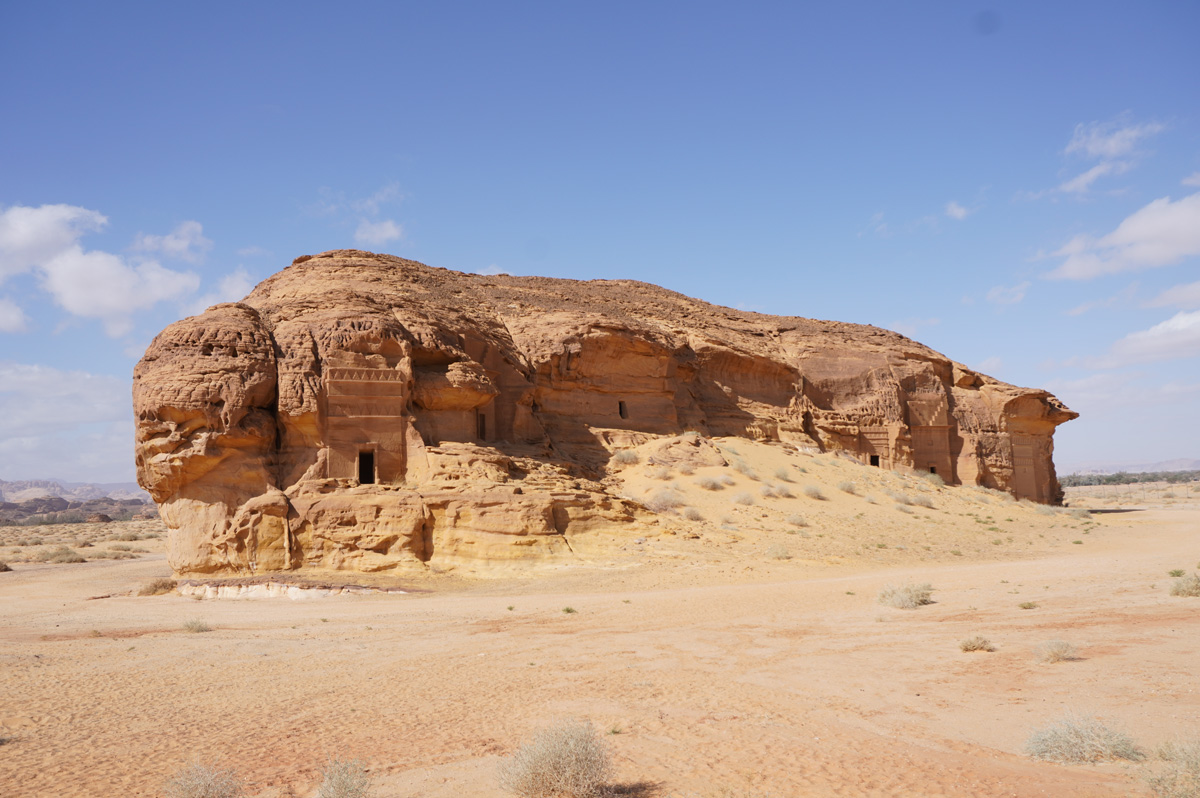 Madain Saleh: Jabal Al Ahmar, Jabal Al Ahmar