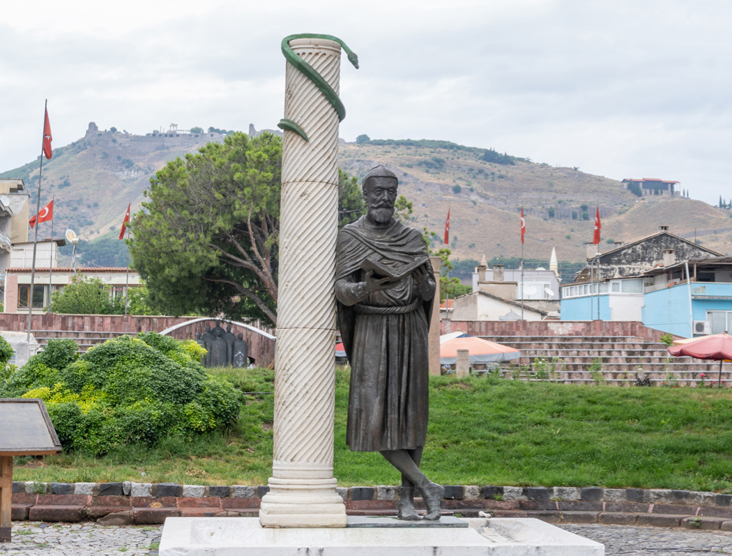 Bergama, The physician Galen, a native son of Pergamon