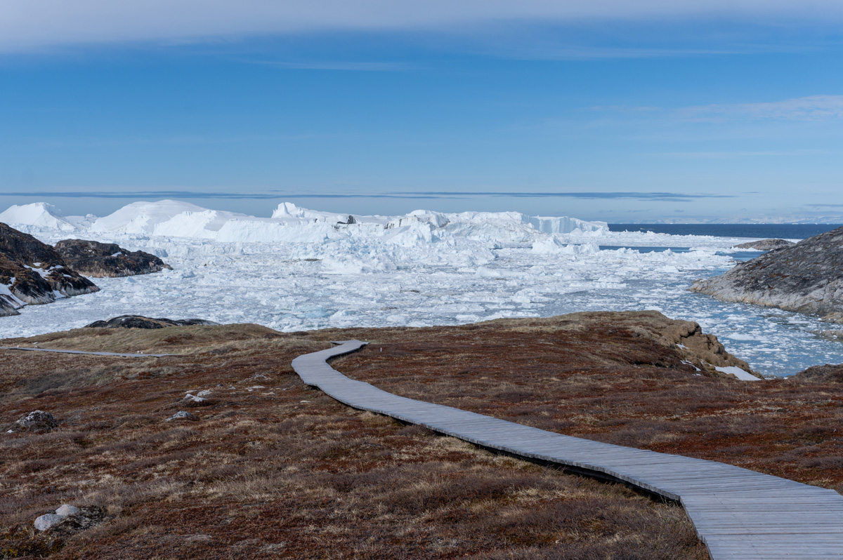 Disko Bay: Around Ilulissat, Path to view of Icefjord Mouth