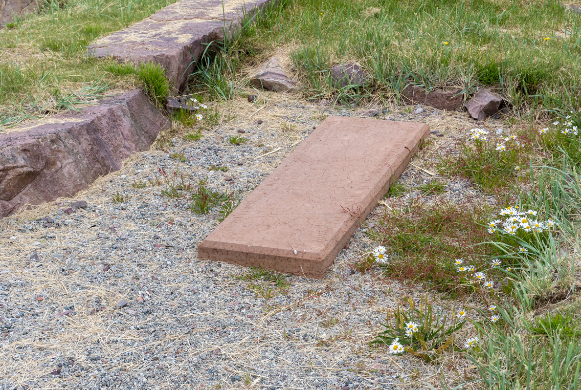 Igaliku: Garðar Cathedral, Modern marker over Norse Bishop
