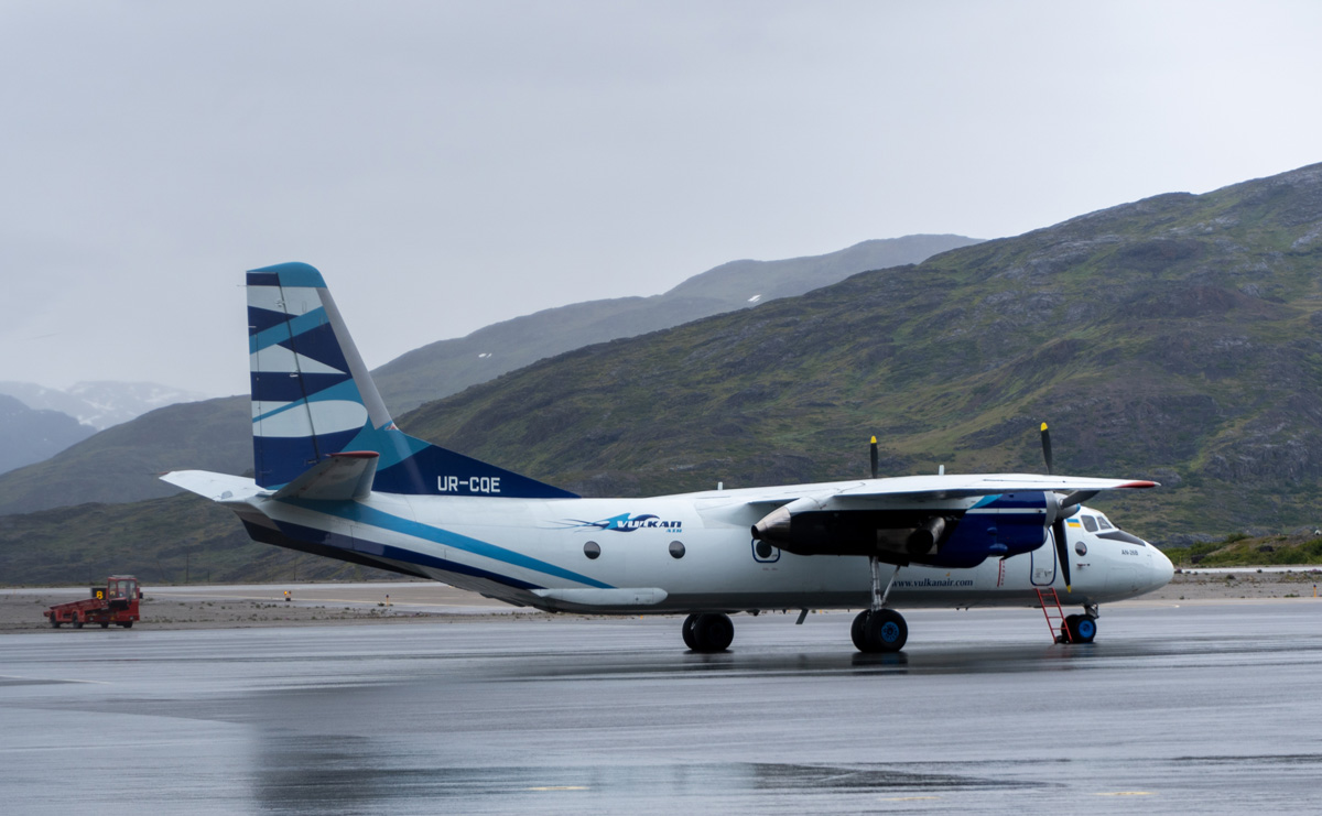 Nararsuaq, Unexpected Ukrainian flight at Nararsuaq A Vulkan Air cargo flight