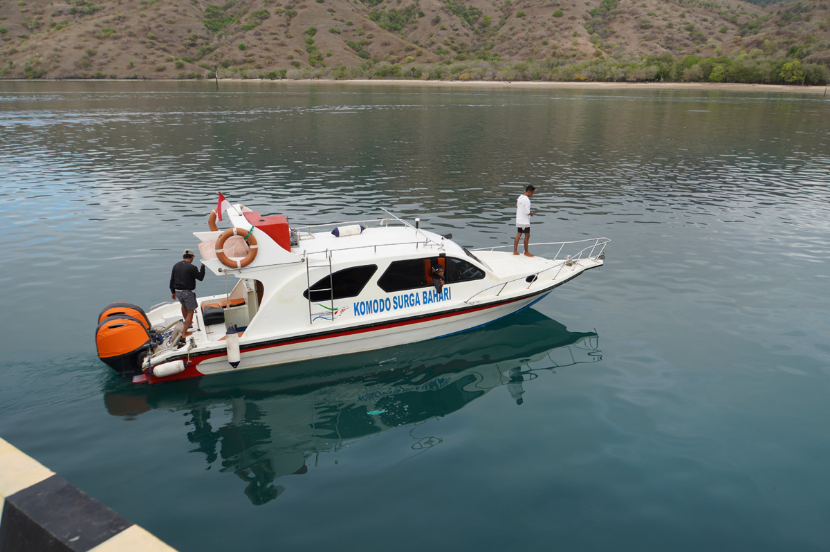 Komodo, The speedboat