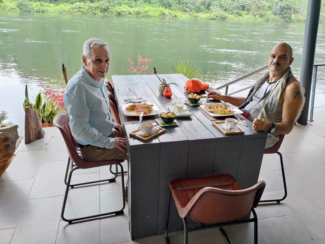 Afobaka Dam and Lake Brokopondo, Breakfast beside the Suriname River With guide Arafat