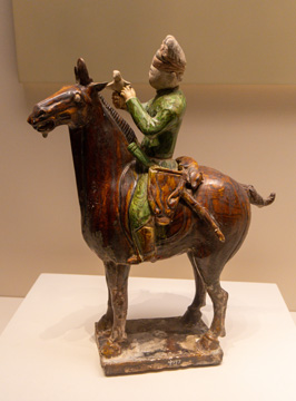 Tang Pottery Hunter (706 AD), Beijing: National Museum - Ancient treasures, East China 2023