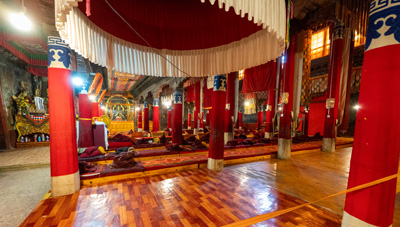 Pelkor Chode Monastery, Gyantse: Pelkor Chode Monastery, Tibet 2023