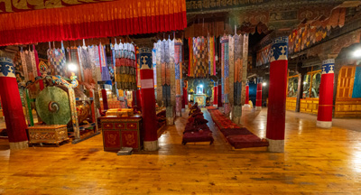 Pelkor Chode Monastery, Gyantse: Pelkor Chode Monastery, Tibet 2023