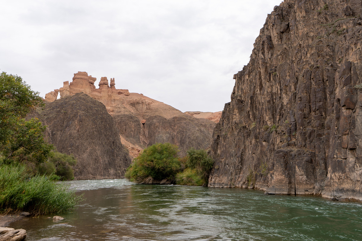Charyn Canyon Tour