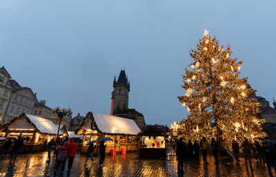 Old Town Square: Christmas Market, Prague: Old Town Square, Czechia, December 2023