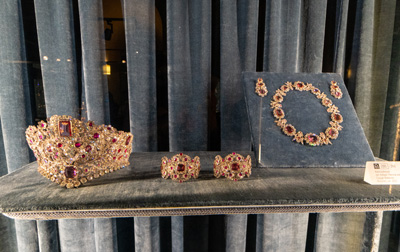 Queen Therese's Ruby Jewelry (1830), Munich Residenz Treasury, Germany, November 2023