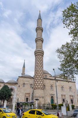 Üç Şerefeli Mosque Minaret, Edirne: Üç Şerefeli Mosque, Turkey Spring 2023