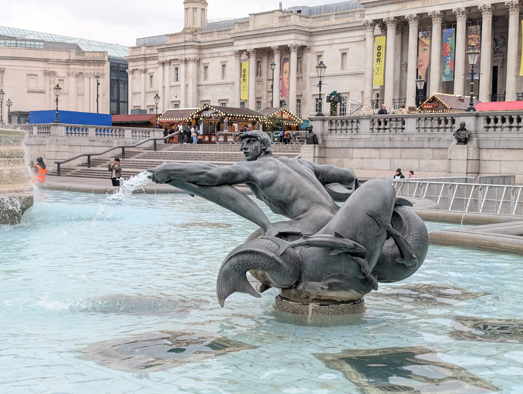 London, Trafalgar Square: 1930s Merman