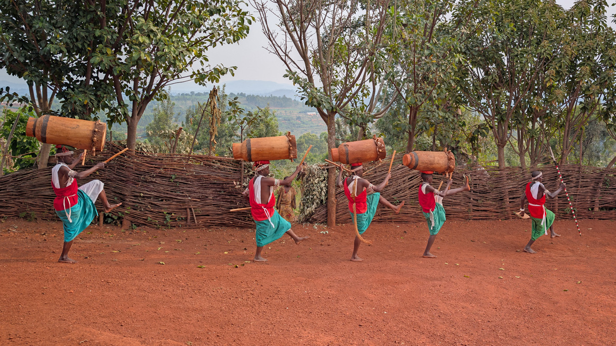 Burundi: Gishora Drummers, Drum Procession