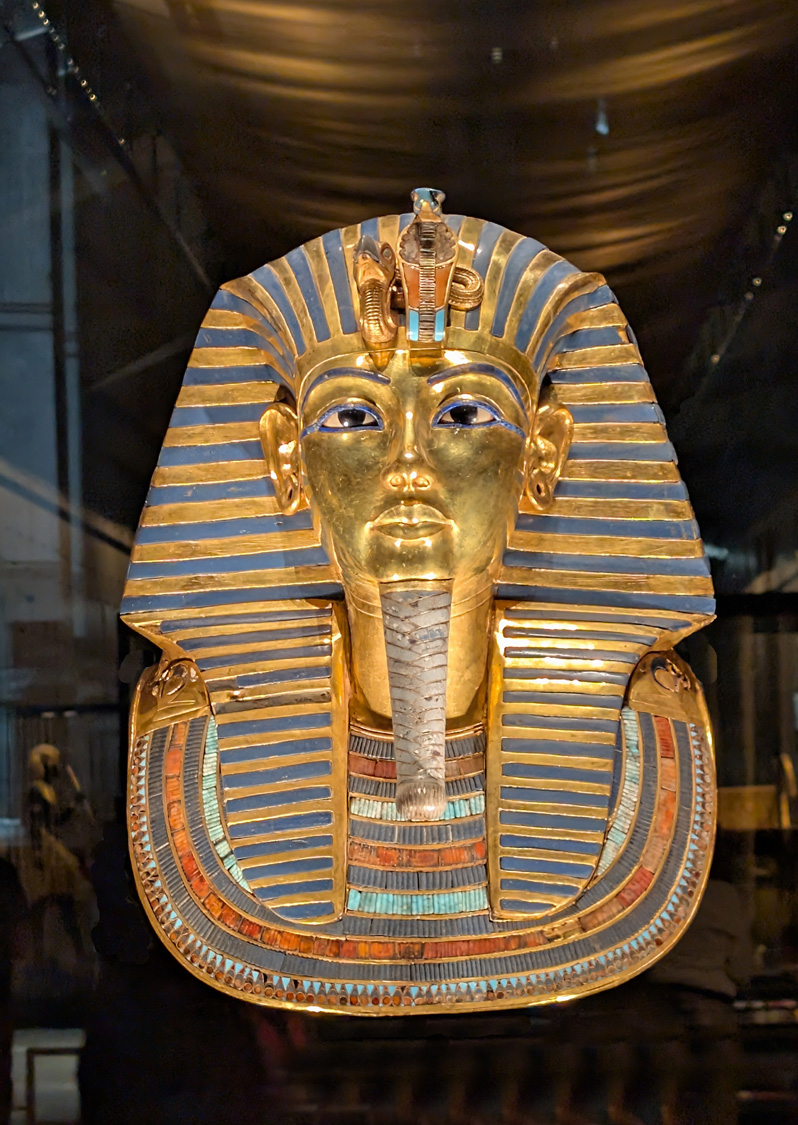 GEM: Tutankhamun Gallery, Tutankhamun Funeral Mask